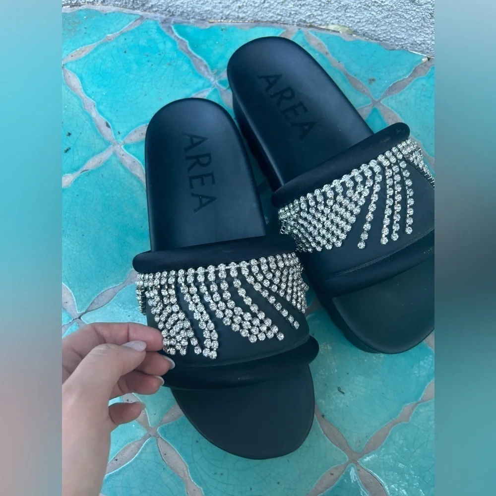 Area Crystal Fringe Platform Slides